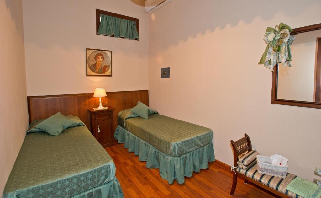 Sweet Suite V&V Pompeya Habitación foto